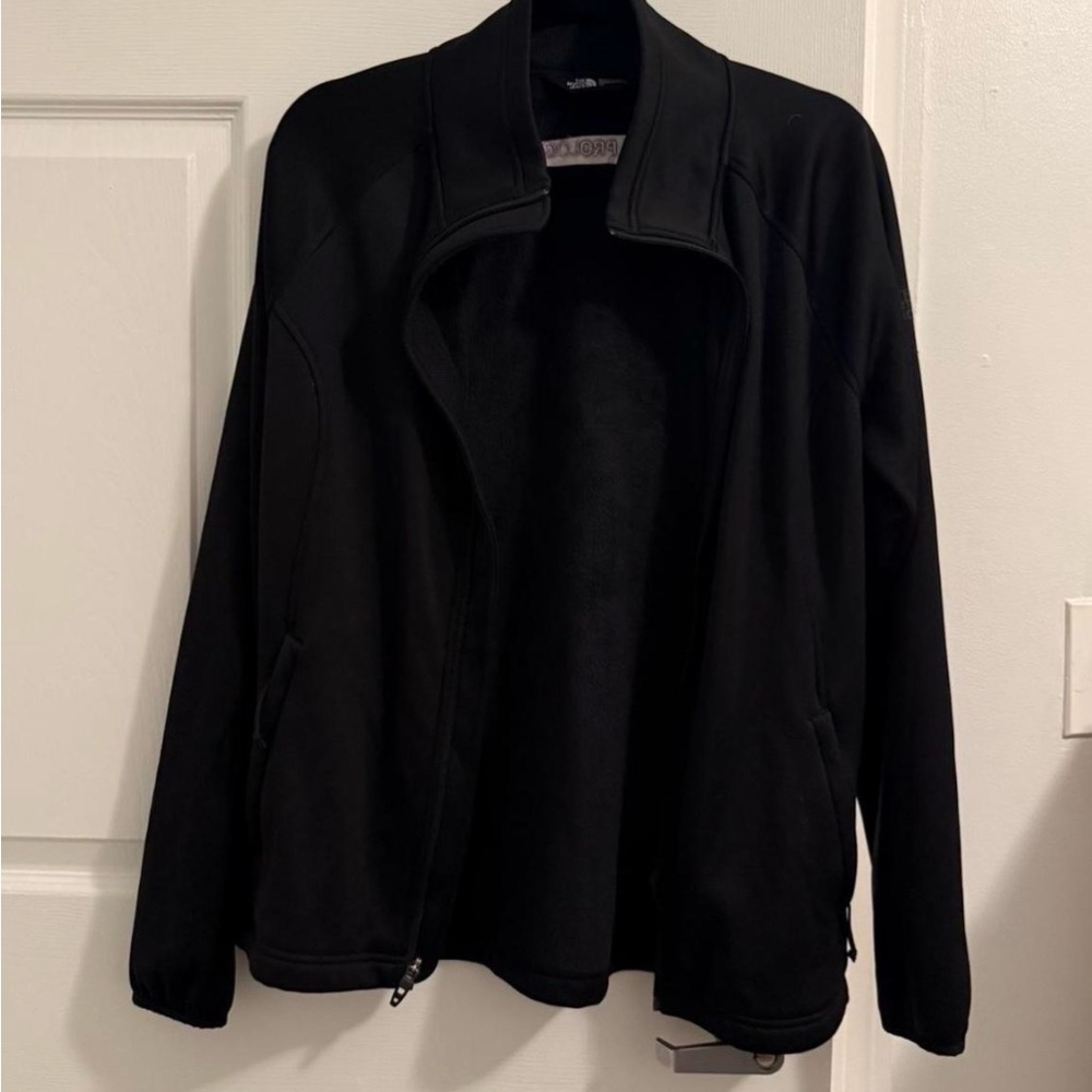 The North Face Women's Black Fleece Pullover